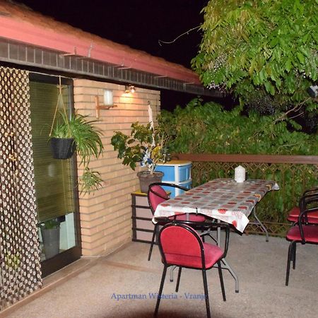 Apartman Wisteria Vranje Exteriör bild