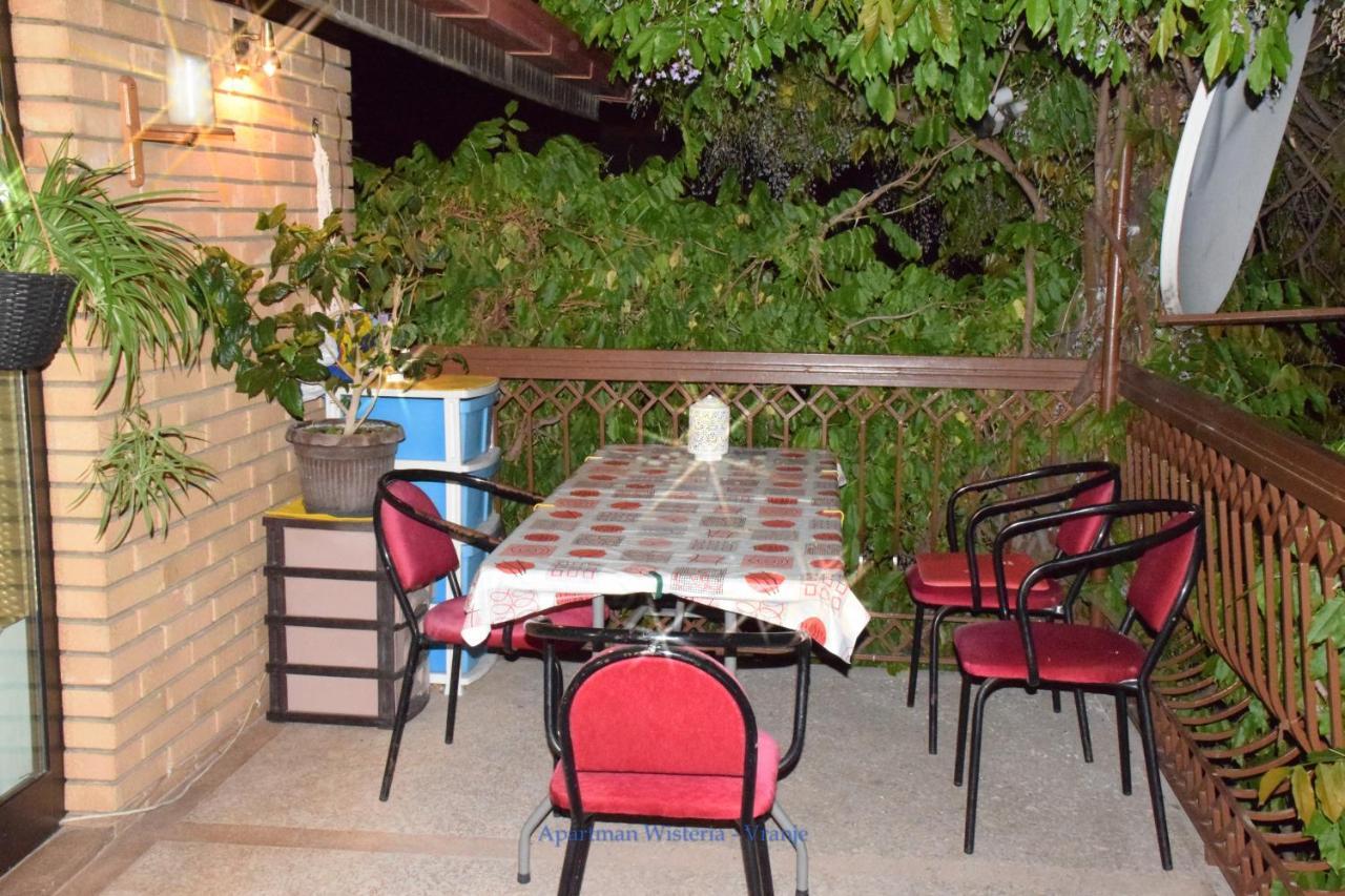 Apartman Wisteria Vranje Exteriör bild