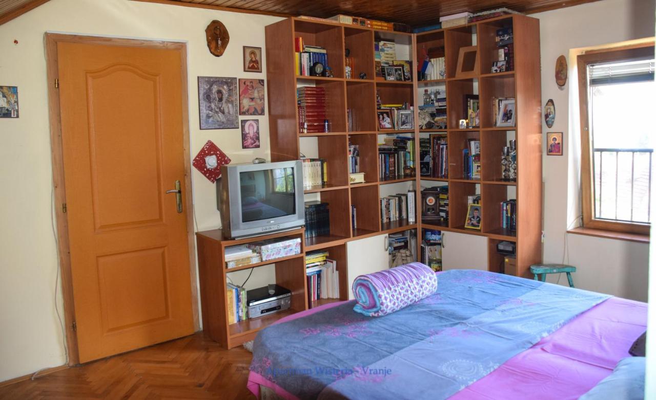 Apartman Wisteria Vranje Exteriör bild
