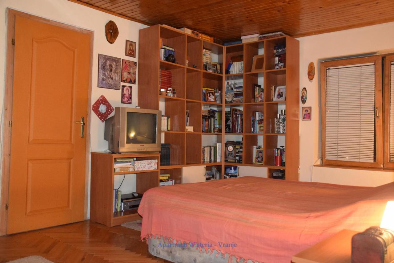 Apartman Wisteria Vranje Exteriör bild